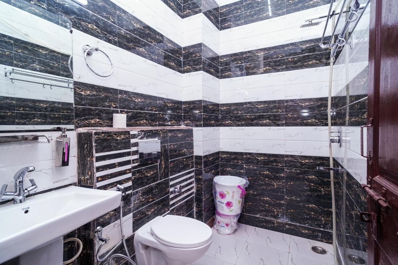 新德里 Golden Residency酒店 外观 照片