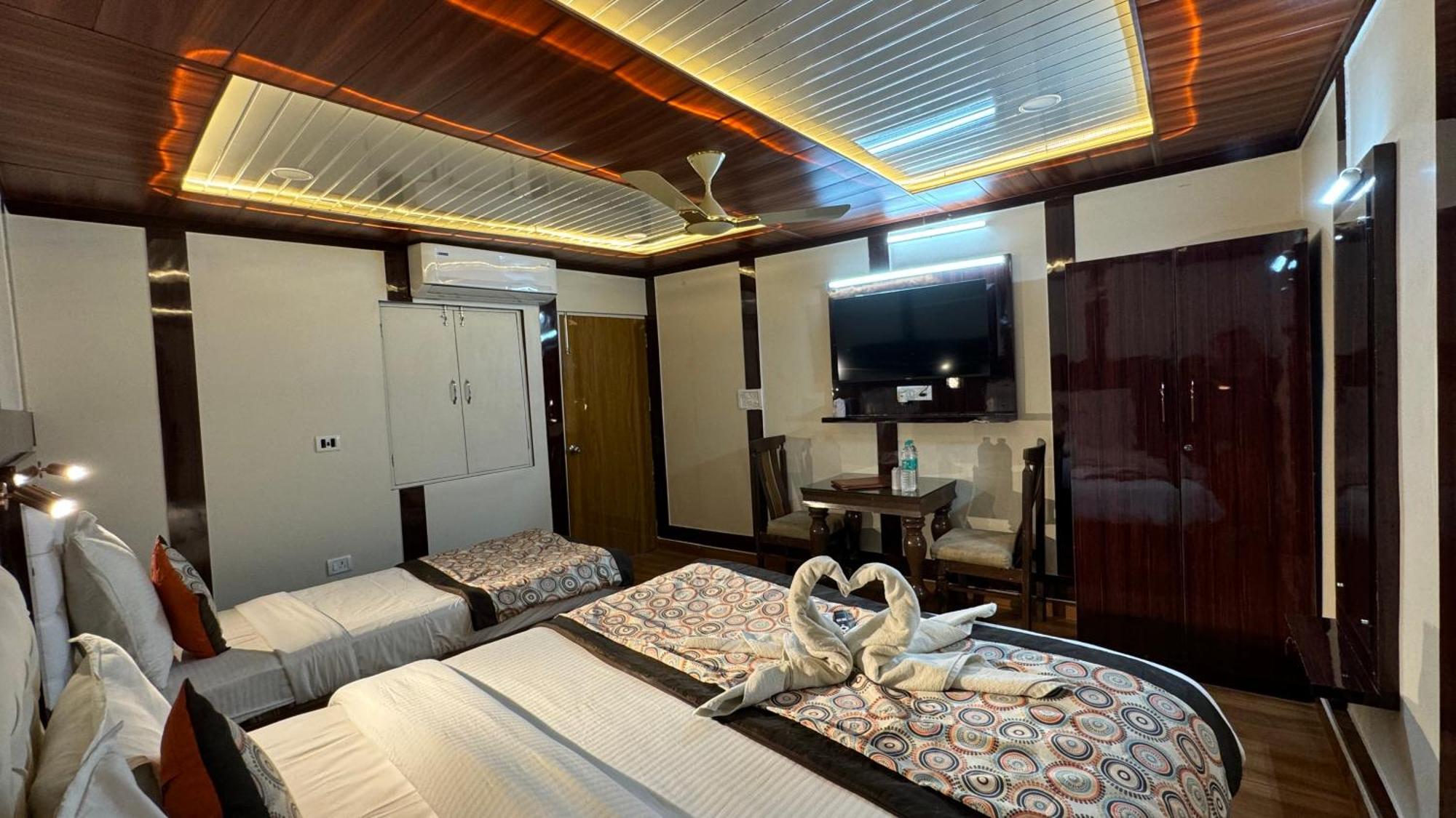 新德里 Golden Residency酒店 外观 照片