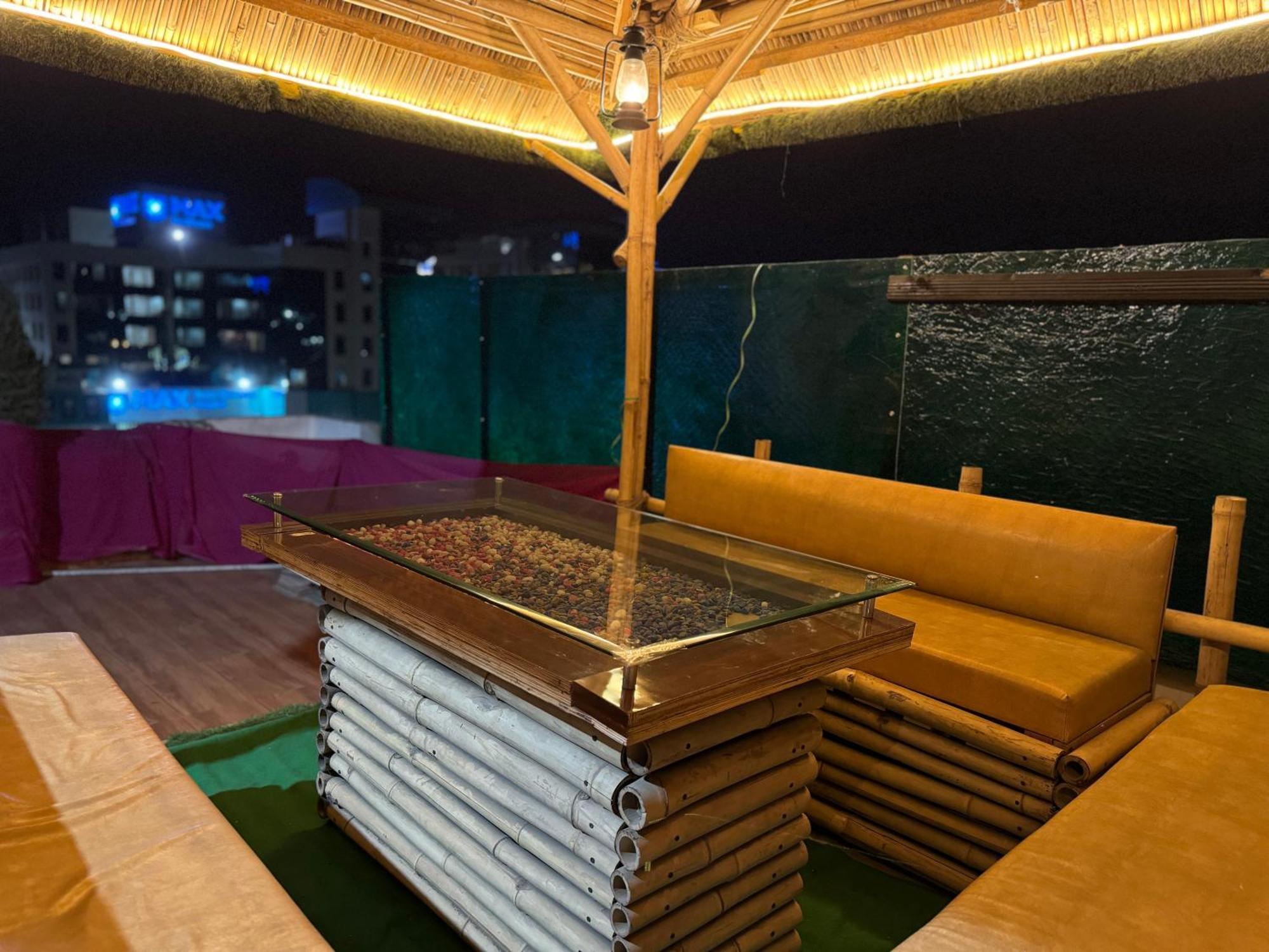 新德里 Golden Residency酒店 外观 照片